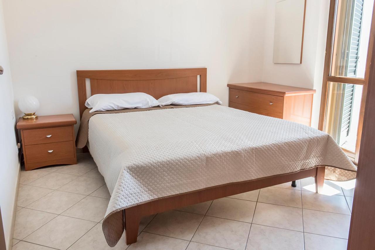 S130 - Sirolo, Deliziosa Villetta Con Terrazzo Buitenkant foto