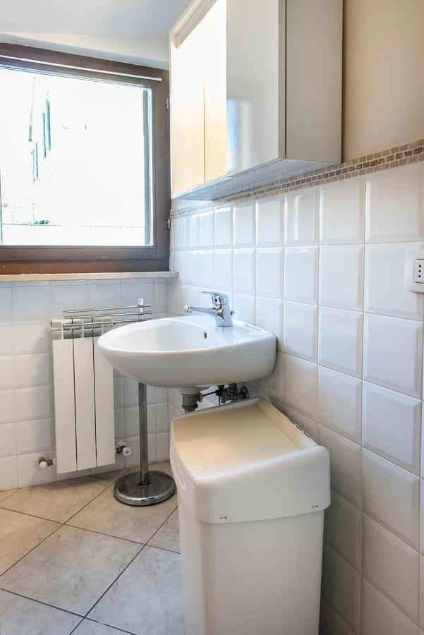 S130 - Sirolo, Deliziosa Villetta Con Terrazzo Buitenkant foto